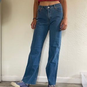 Light wash blue Levi’s jeans